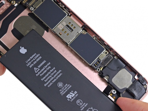 Sorry Europe Apple $29 battery deal is for English-speakers only