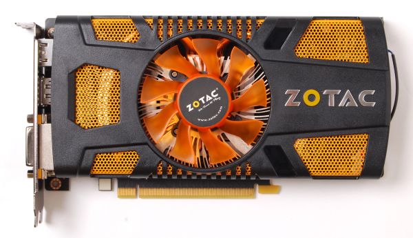 zotac_GTX560mv_1