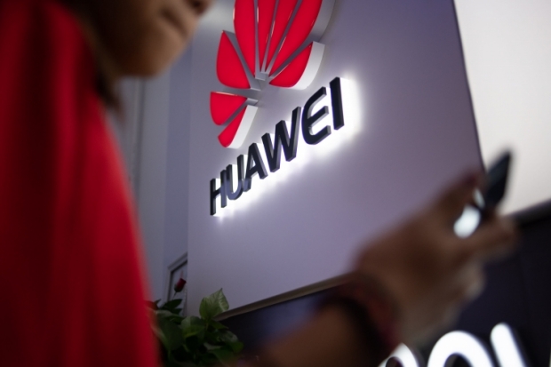 Huawei sold 240 million smartphones in 2019